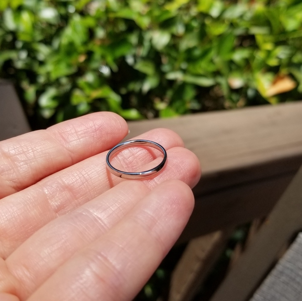 Titanium Steel Hypoallergenic Wedding Band Ring - Picture 5 of 8